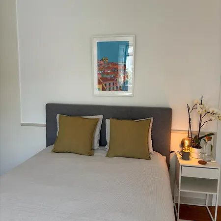 Luxury In Baixa De For 6 People ליסבון